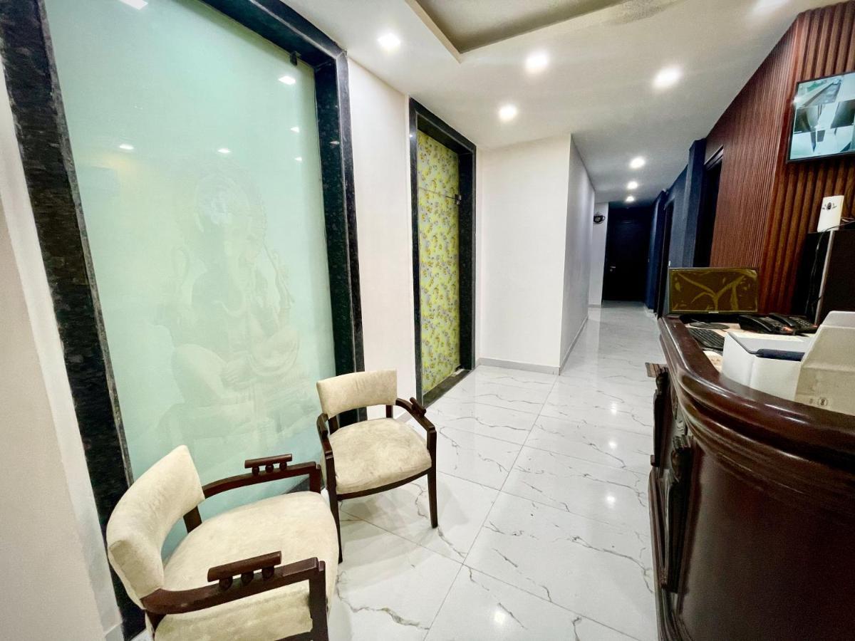 Lime Boutique B&B Gk-1 At Kailash Colony Metro , Greater Kailash Near Eros Hotel Nehru Place Nova Deli Exterior foto